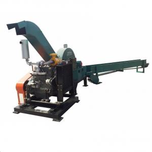 Wood chipper with conveyor